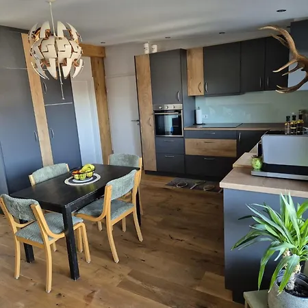 Mariposa Apartment